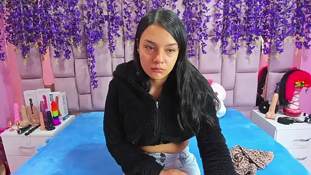 Bich Anal  online show from January 2025 01:38:02 PM