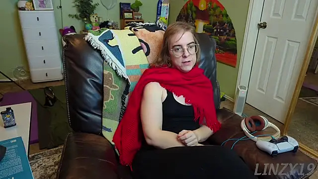 Linzy 19 online show from March 2025 11:05:01 PM