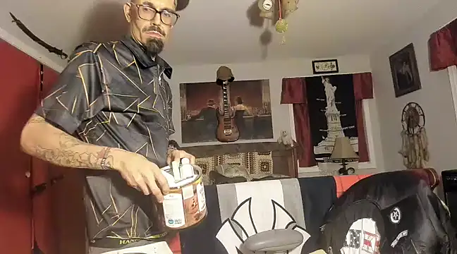 Snapshot of RoosterWabbit chatting on February 2025 05:42:02 AM RoosterWabbit online show from February 2025 05:42:02 AM