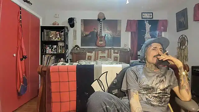 Snapshot of RoosterWabbit chatting on March 2025 06:46:02 AM RoosterWabbit online show from March 2025 06:46:02 AM