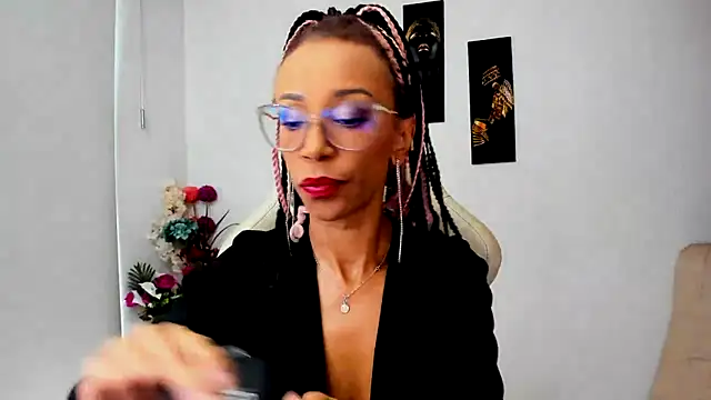 ScarlettMalbec online show from March 2025 08:22:01 PM