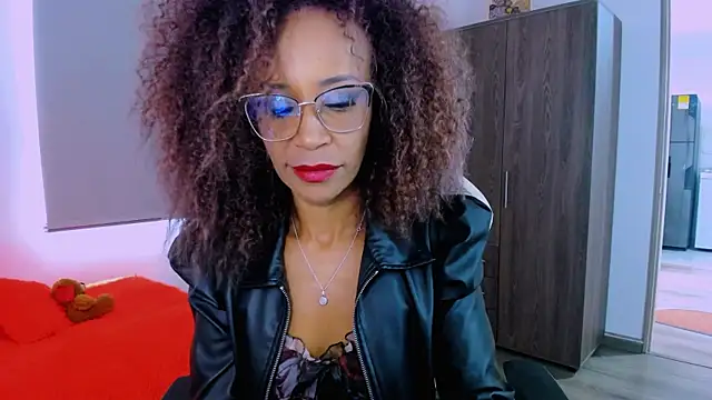 ScarlettMalbec online show from June 2026 09:31:01 PM