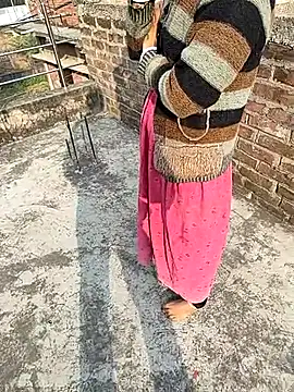 COUPLLE VILLAGE online show from November 2025 02:55:02 AM