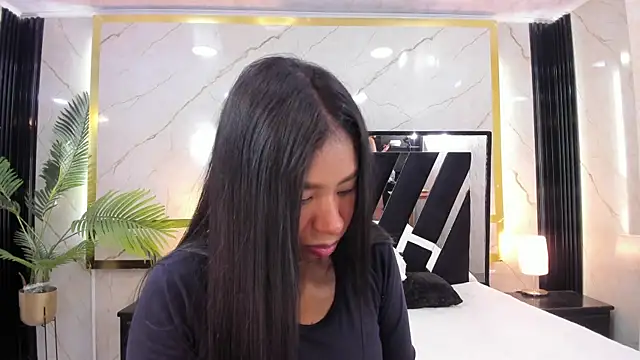 Snapshot of Lia-Anahiz chatting on January 2025 03:09:01 AM Lia-Anahiz online show from January 2025 03:09:01 AM