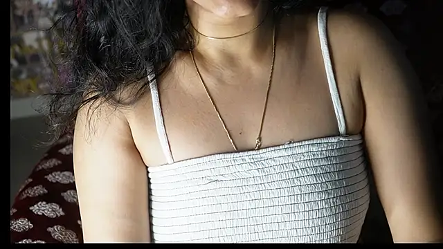 -AyeshaSinghania- online show from March 2025 04:18:01 PM