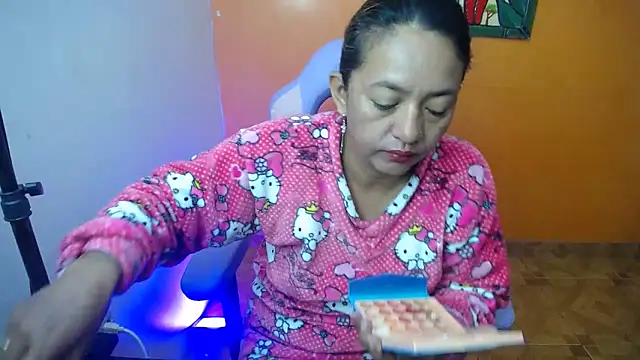 daleska ayala 1 online show from January 2025 11:26:01 AM