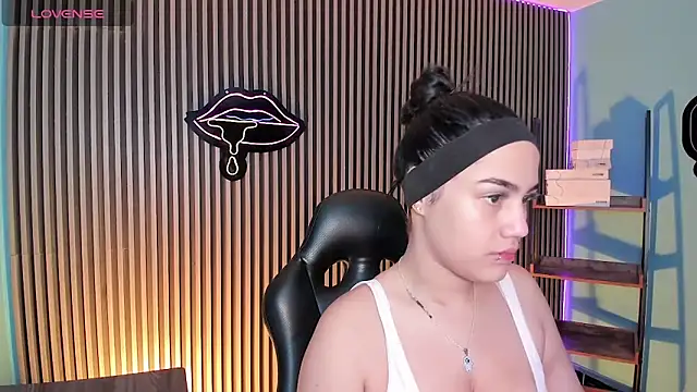 emily roberts1 online show from March 2025 03:55:02 AM