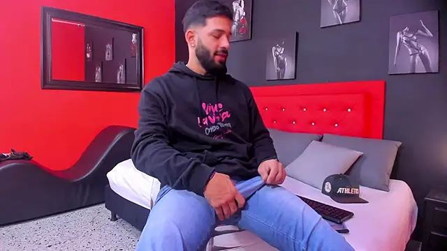 Snapshot of Thiagogomez chatting on October 2025 12:31:01 PM Thiagogomez online show from October 2025 12:31:01 PM