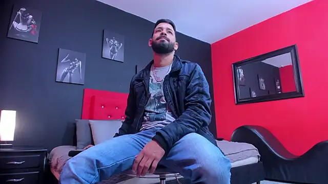 Snapshot of Thiagogomez chatting on November 2025 12:15:02 PM Thiagogomez online show from November 2025 12:15:02 PM