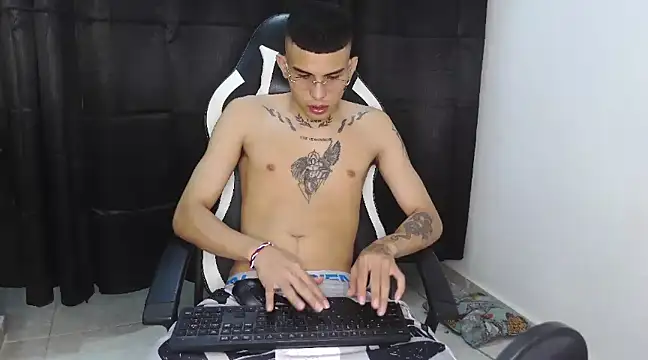 hot king20 online show from March 2025 04:23:02 AM