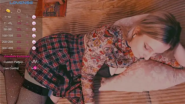 Snapshot of yoursugarbabe chatting on December 2024 06:11:01 PM yoursugarbabe online show from December 2024 06:11:01 PM