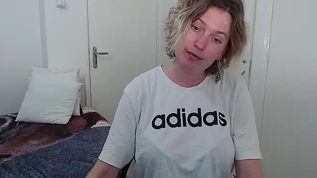 cumfun online show from February 2026 07:51:02 PM