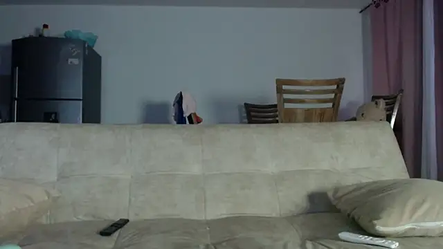 Snapshot of Briiiaa chatting on December 2025 11:37:02 AM Briiiaa online show from December 2025 11:37:02 AM