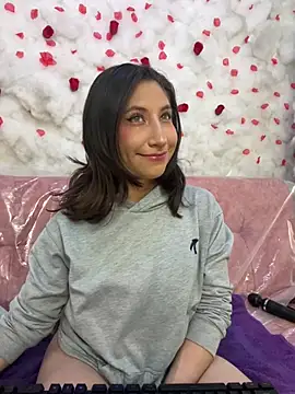 SkarletJhonson  online show from February 2026 04:52:01 AM