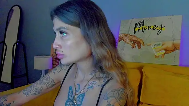 Patricia Cox online show from November 2025 08:13:02 PM