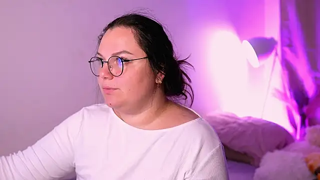 Snapshot of ameliaminkx chatting on November 2025 03:29:01 AM ameliaminkx online show from November 2025 03:29:01 AM