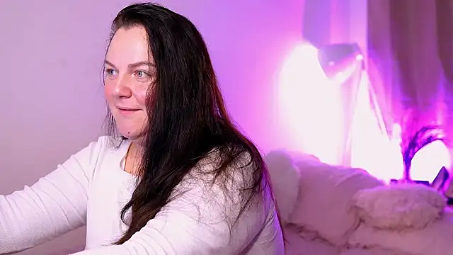 Snapshot of ameliaminkx chatting on November 2025 04:04:01 AM ameliaminkx online show from November 2025 04:04:01 AM