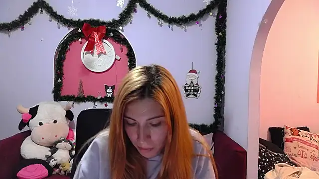 Snapshot of ValentinaMiller_ chatting on December 2024 11:38:02 PM ValentinaMiller  online show from December 2024 11:38:02 PM