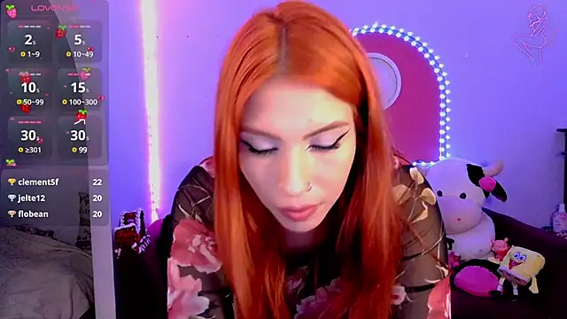 Snapshot of ValentinaMiller_ chatting on January 2025 10:01:02 PM ValentinaMiller  online show from January 2025 10:01:02 PM