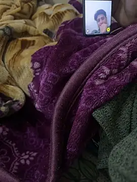 Snapshot of Monty_xxx chatting on December 2025 09:20:01 PM Monty xxx online show from December 2025 09:20:01 PM