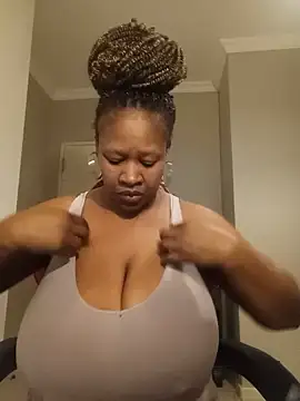 bustylisa1983 online show from August 2026 05:00:02 AM