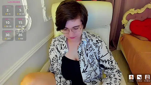 Lily Marlin online show from July 2026 12:19:01 AM