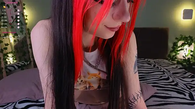 TristaRoht online show from January 2025 09:15:01 PM