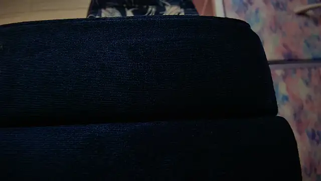 Snapshot of Yagurl__west chatting on February 2025 04:05:02 AM Yagurl west online show from February 2025 04:05:02 AM