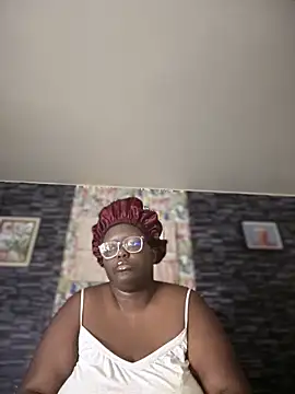 Yagurl  west online show from November 2025 06:46:01 AM