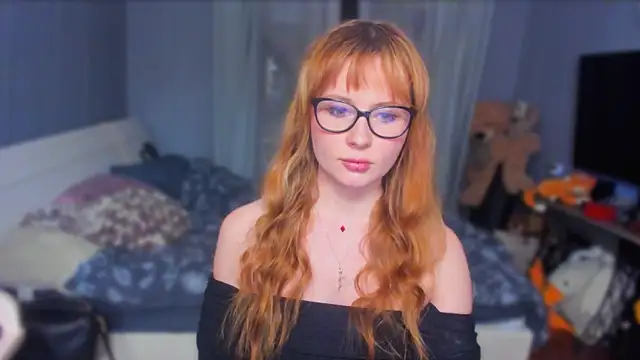 Snapshot of KlementinaBbG chatting on November 2025 07:38:02 PM KlementinaBbG online show from November 2025 07:38:02 PM