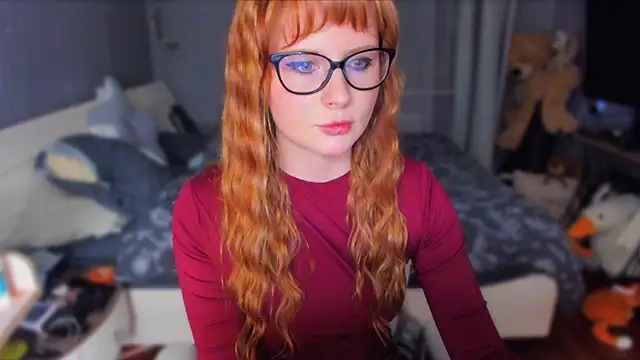 Snapshot of KlementinaBbG chatting on December 2025 08:47:01 PM KlementinaBbG online show from December 2025 08:47:01 PM