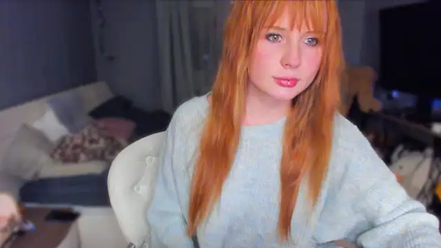 Snapshot of KlementinaBbG chatting on December 2025 08:36:02 PM KlementinaBbG online show from December 2025 08:36:02 PM