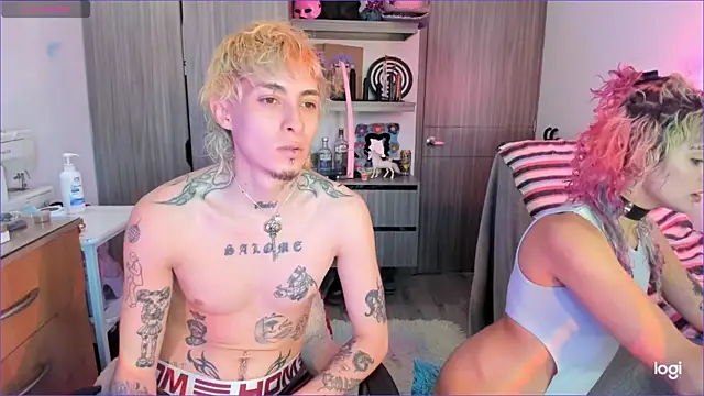 badeyes crazygoat online show from April 2026 10:22:02 PM