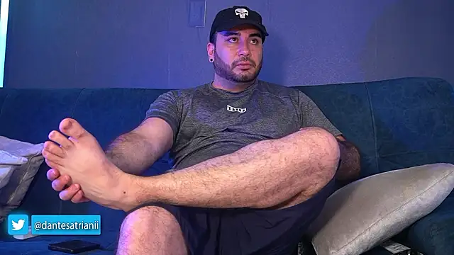 dantesatrianii online show from February 2026 02:34:02 AM