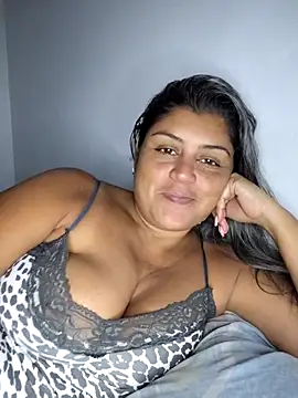 AlyDenalioficial online show from October 2025 06:06:01 PM