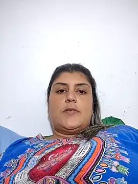 AlyDenalioficial online show from November 2025 06:23:02 PM