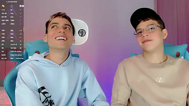 Snapshot of jake_and_joaquin chatting on March 2025 10:18:02 AM jake and joaquin online show from March 2025 10:18:02 AM