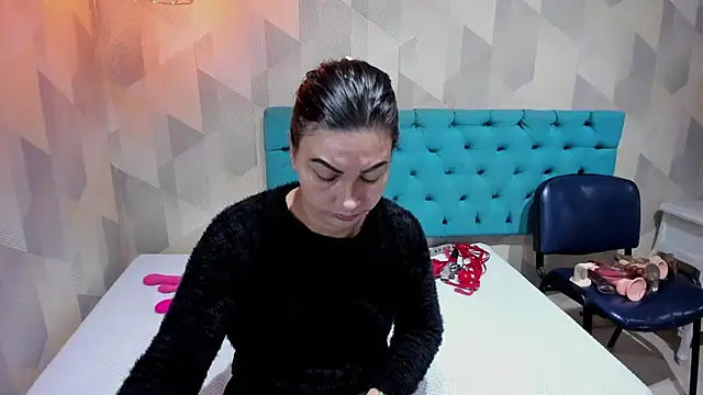 AdaFawxx online show from April 2026 04:02:02 AM