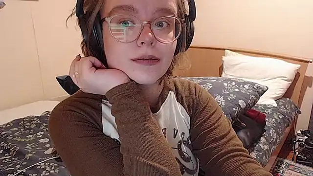 Chmiri cb online show from November 2025 01:43:01 PM