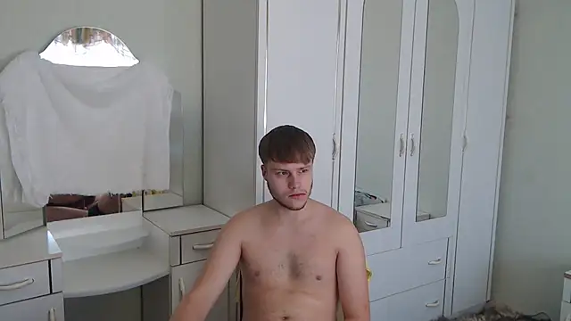 Snapshot of Zoro1999 chatting on January 2025 10:32:01 AM Zoro1999 online show from January 2025 10:32:01 AM