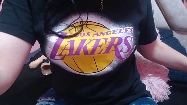 nadescomthxx online show from November 2025 02:18:01 PM