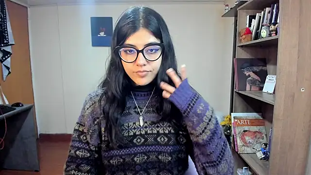 valerie  skyy online show from March 2025 07:40:01 PM