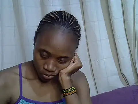 Snapshot of Tanaissa2 chatting on September 2025 01:06:02 AM Tanaissa2 online show from September 2025 01:06:02 AM