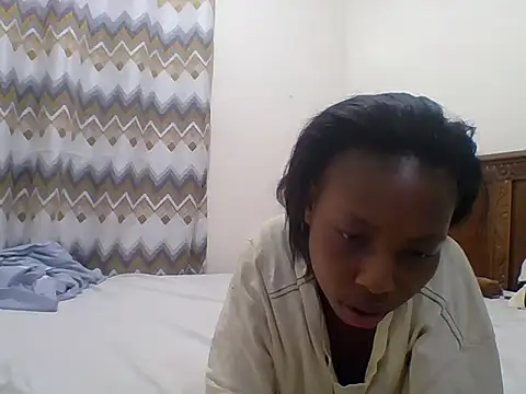 Snapshot of sexy__candyy chatting on October 2025 06:17:02 PM sexy candyy online show from October 2025 06:17:02 PM