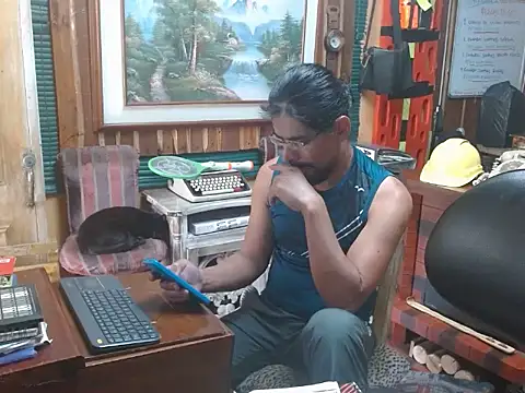 Dr Pocholate84 online show from February 2026 05:06:02 PM