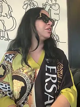 Chloe Ricci online show from December 2024 01:59:02 PM