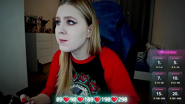 Snapshot of Olivia_Munk chatting on October 2025 04:26:01 AM Olivia Munk online show from October 2025 04:26:01 AM