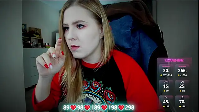 Snapshot of Olivia_Munk chatting on November 2025 04:23:01 AM Olivia Munk online show from November 2025 04:23:01 AM