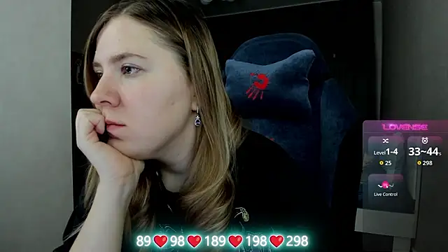 Olivia Munk online show from February 2026 03:43:01 AM