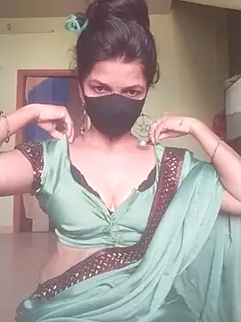 Snapshot of Shuttii_25 chatting on February 2026 05:50:02 AM Shuttii 25 online show from February 2026 05:50:02 AM